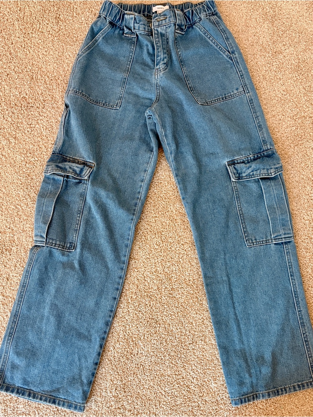 Forever 21 Women’s High-Waisted Denim Cargo Jeans – Size Small